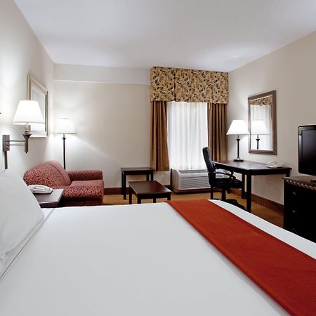 Lexington Inn And Suites Pokój zdjęcie