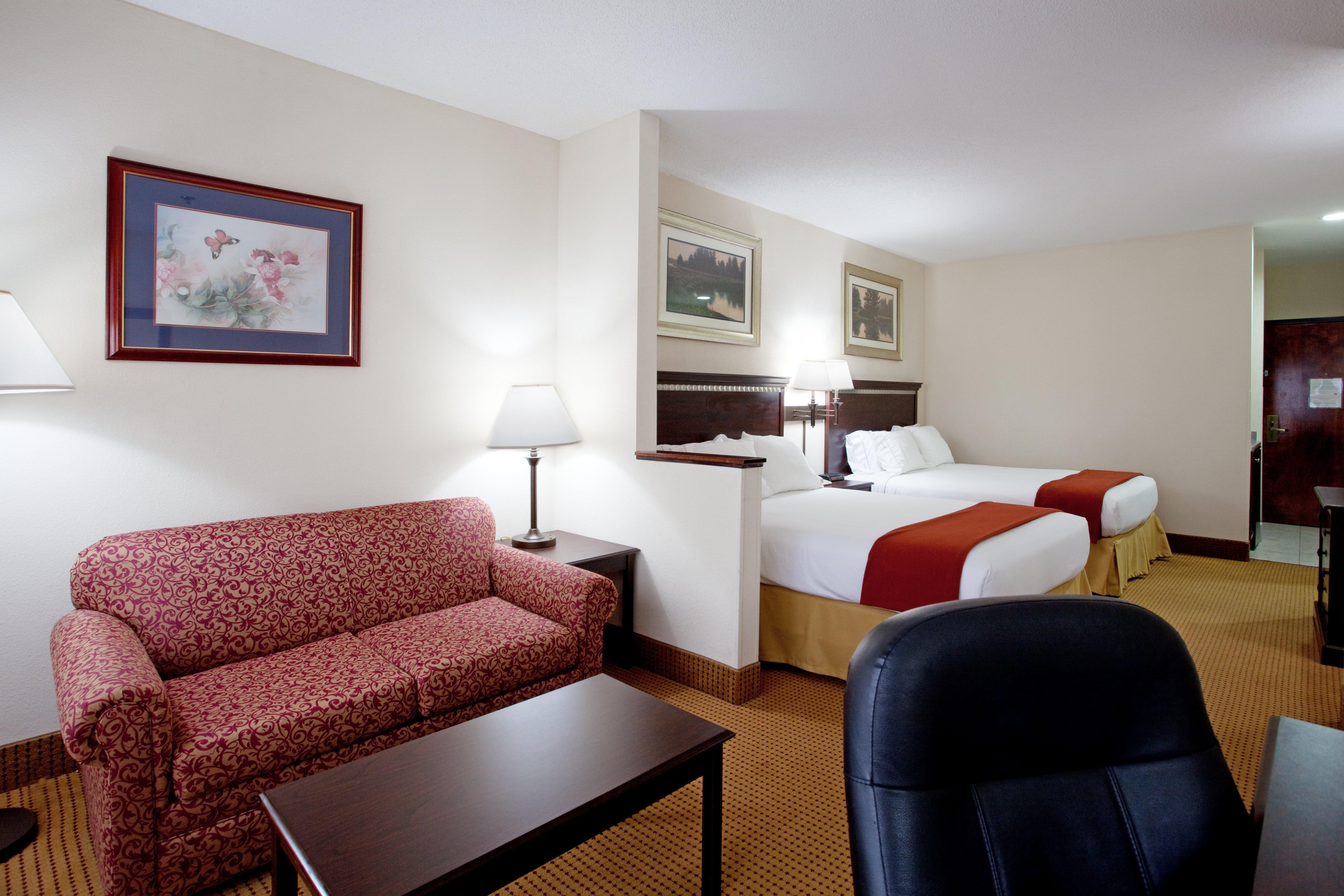 Lexington Inn And Suites Zewnętrze zdjęcie