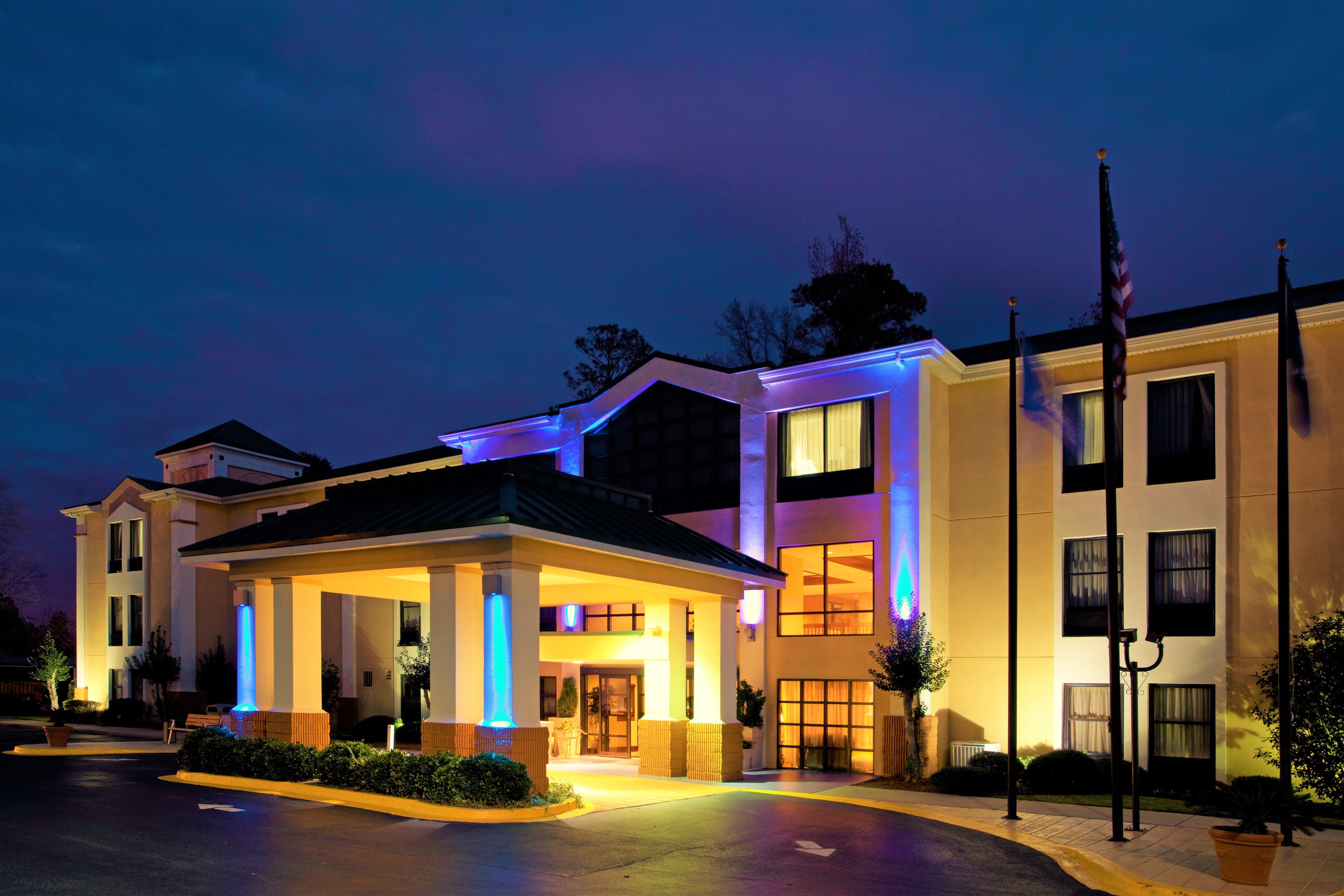 Lexington Inn And Suites Zewnętrze zdjęcie
